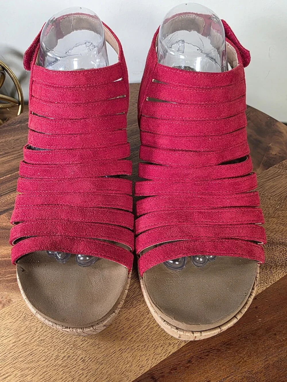 Corkys Oopsie Daisey Red Faux Suede Cork Wedge Sandals Size 9